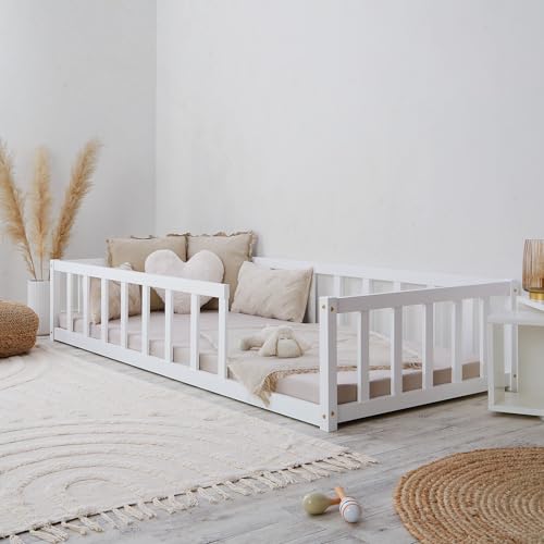 Homestyle4u 2523, Kinderbett Weiß mit Rausfallschutz 90x200 cm Bodenbett Montessori Bett Lattenrost...
